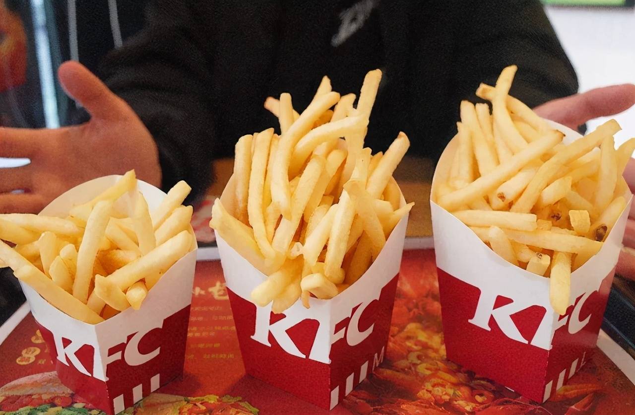 肯德基里的这4种餐品营养美味还实惠,店里员工:我们也爱吃