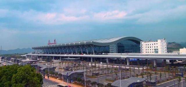 通用机场和民用机场的关系 eb243300733b4731a3bf35e4f9b4bae0.jpeg