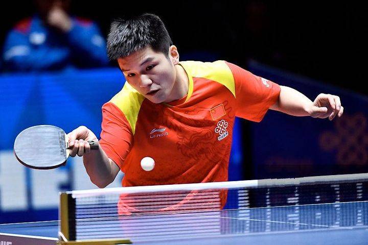 原创比摆短实用业余乒乓球爱好者最有效的接发球手段劈长技术运用