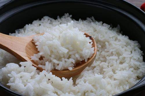 用汤锅怎么蒸米饭