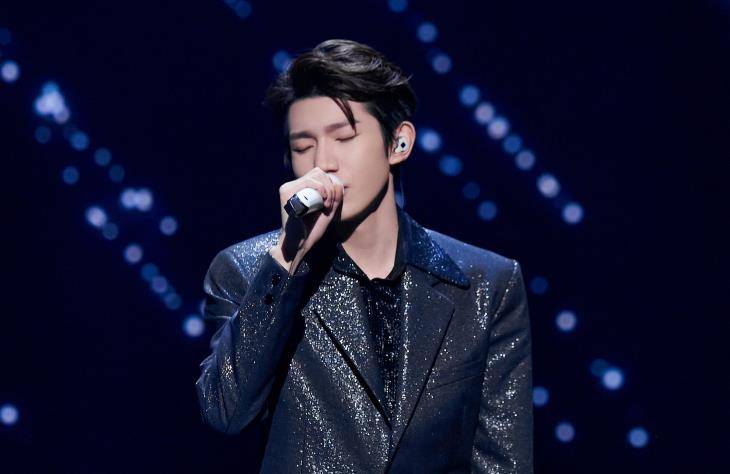 王源王俊凯易烊千玺唱歌粉丝接话 7f39e56fbc9d4571aee54601185c99f7.jpeg