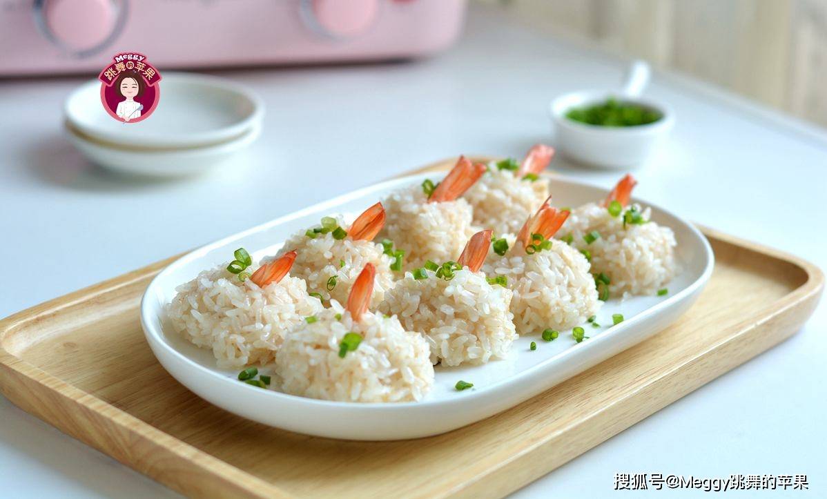 糯米蒸排骨怎么做小孩喜欢吃 b2729d7e79e141f8a806437e31374b05.jpeg