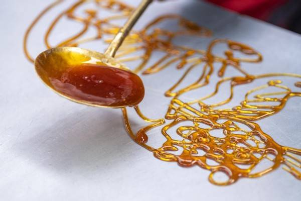 保定非遗云上过大年3一担一勺走天涯画糖人