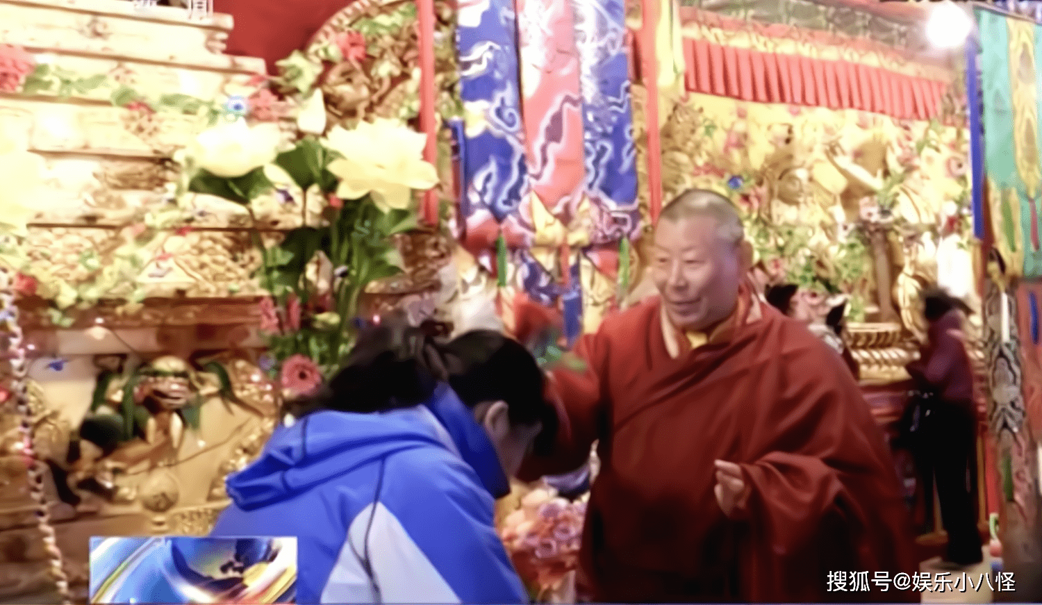 央视揭假活佛10年骗2亿宣扬双修身加持对女弟子行奸污之事