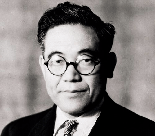 丰田汽车创始人 丰田喜一郎"赛车不仅仅是单纯以兴趣为中心的比赛,更