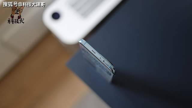 小米12标准版有充电器吗 9865a46d415541c3a7ee856f537724da.jpeg