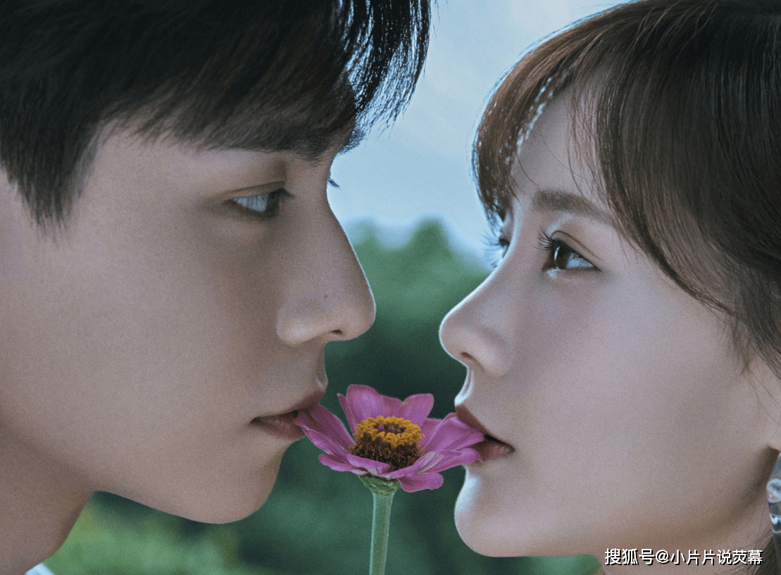 但是还存在一个比较现实的问题,艾静不是职业选手,她是艾情的姐姐,她