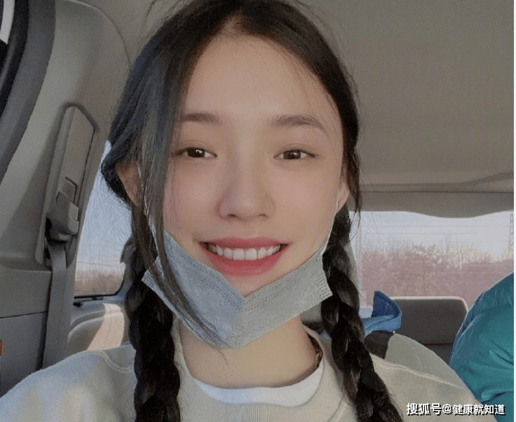 林允工作室否认恋情