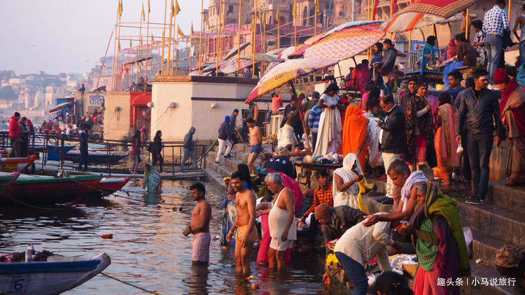 被称为最“脏”的河流，缘何成为印度人的圣地，不少当地人经常喝