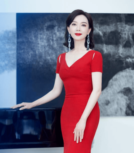 女人怎么变得自信而有气质 0dd71499f0ad443e8191811235e71335.png