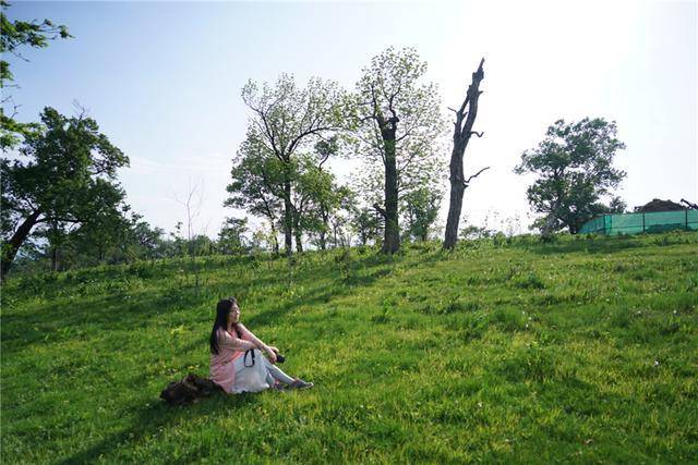吉林最梦幻的地方，春色烂漫，山中风景犹如走进绿野仙踪的童话