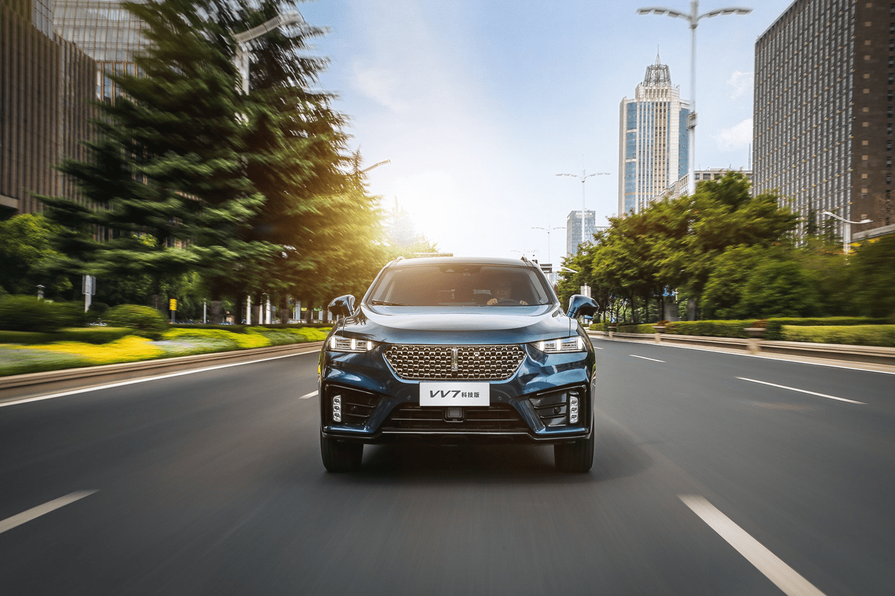 贾玲首次执导电影大获好评weyvv7科技版为你好李焕英打call