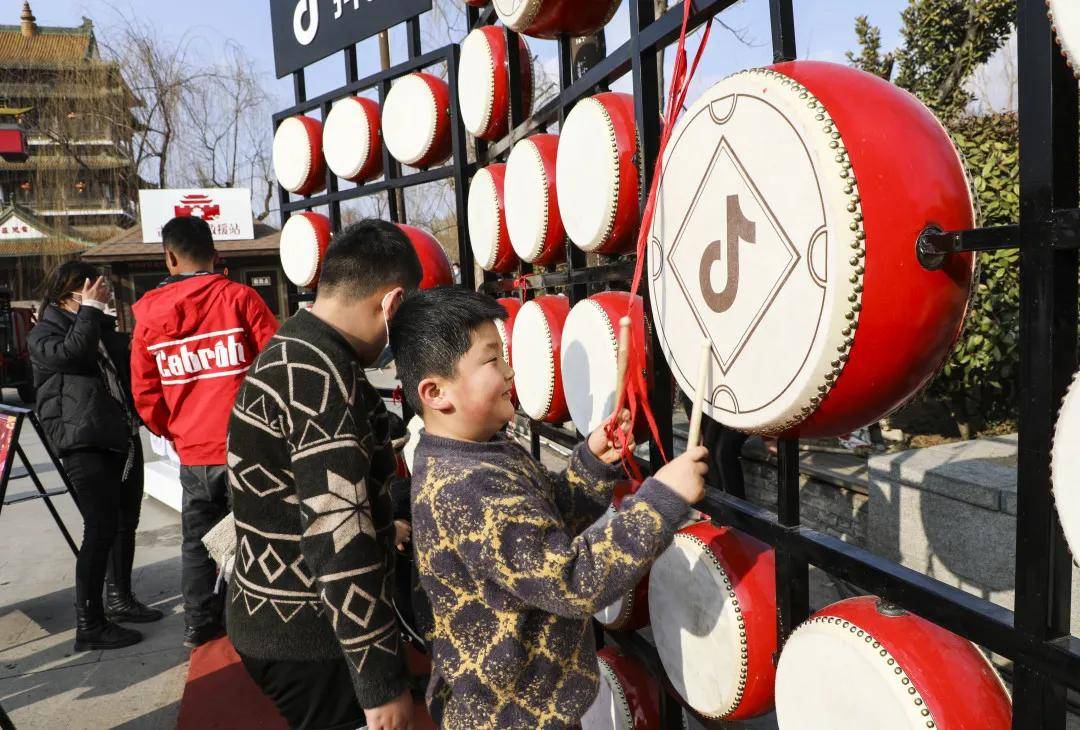 曲苑杂坛非遗荟萃台儿庄古城精彩不断