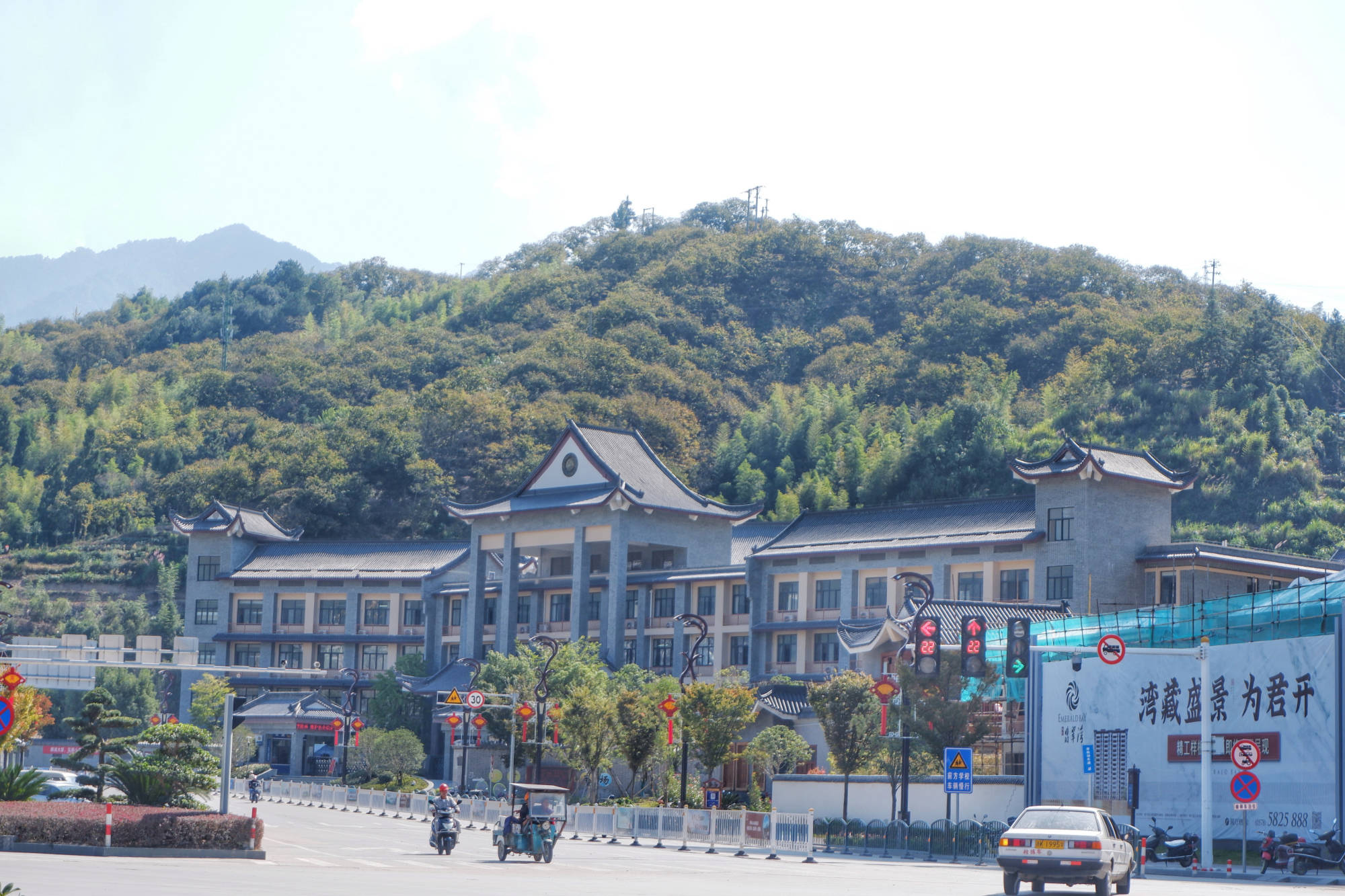 四川省少数民族县经济总量排名_四川省少数民族分布(2)