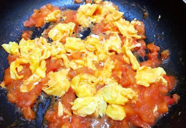 番茄炒鸡蛋的最佳搭配 66eae7f286844bc3a1e62892c74f954c.jpeg