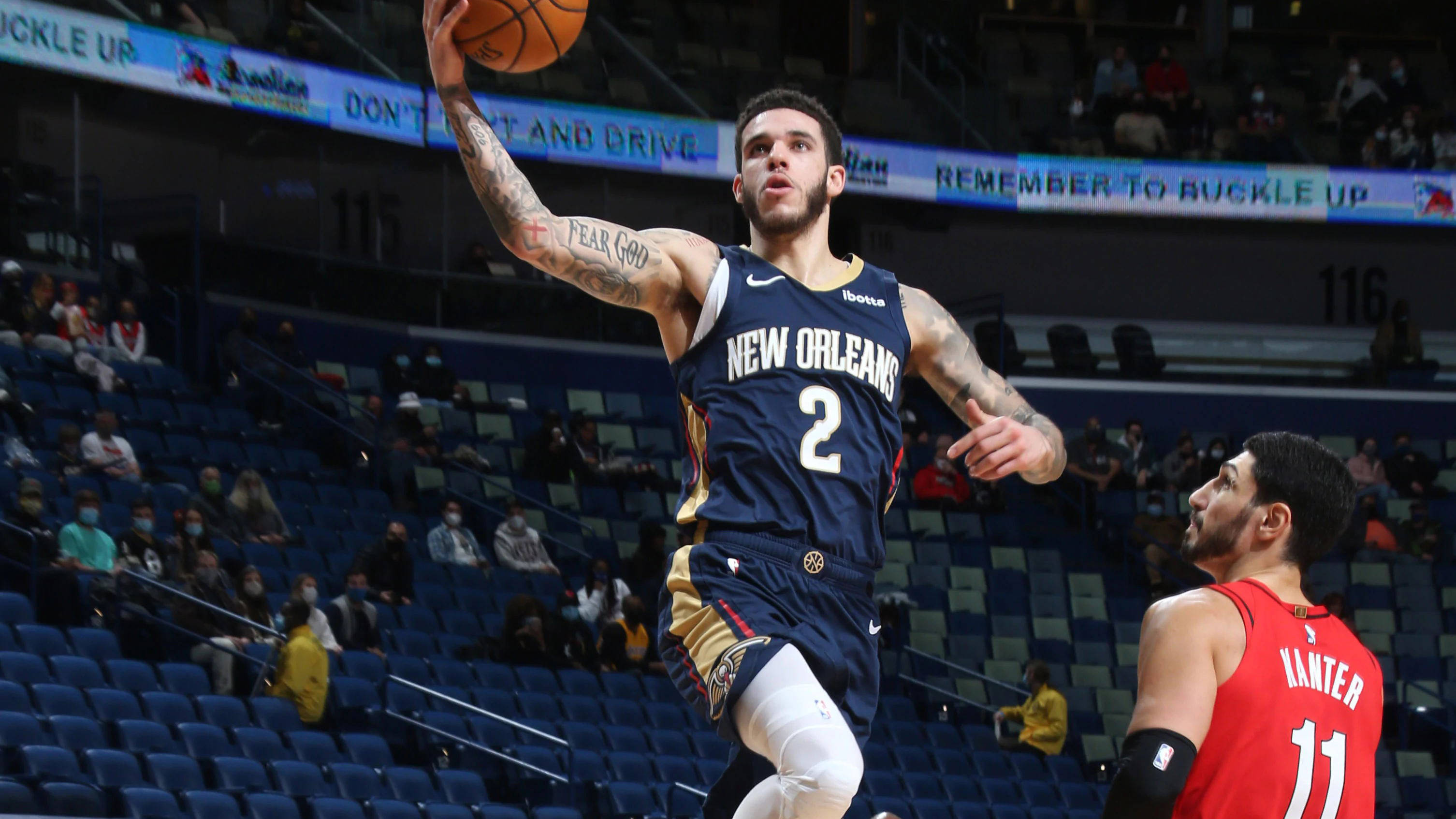 "鹈鹕在2020年首轮摘下控卫基拉-刘易斯,因此鲍尔很可能已经不在嵌佑