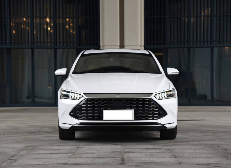 比亚迪秦plus要火预售价1078万起38个油真香