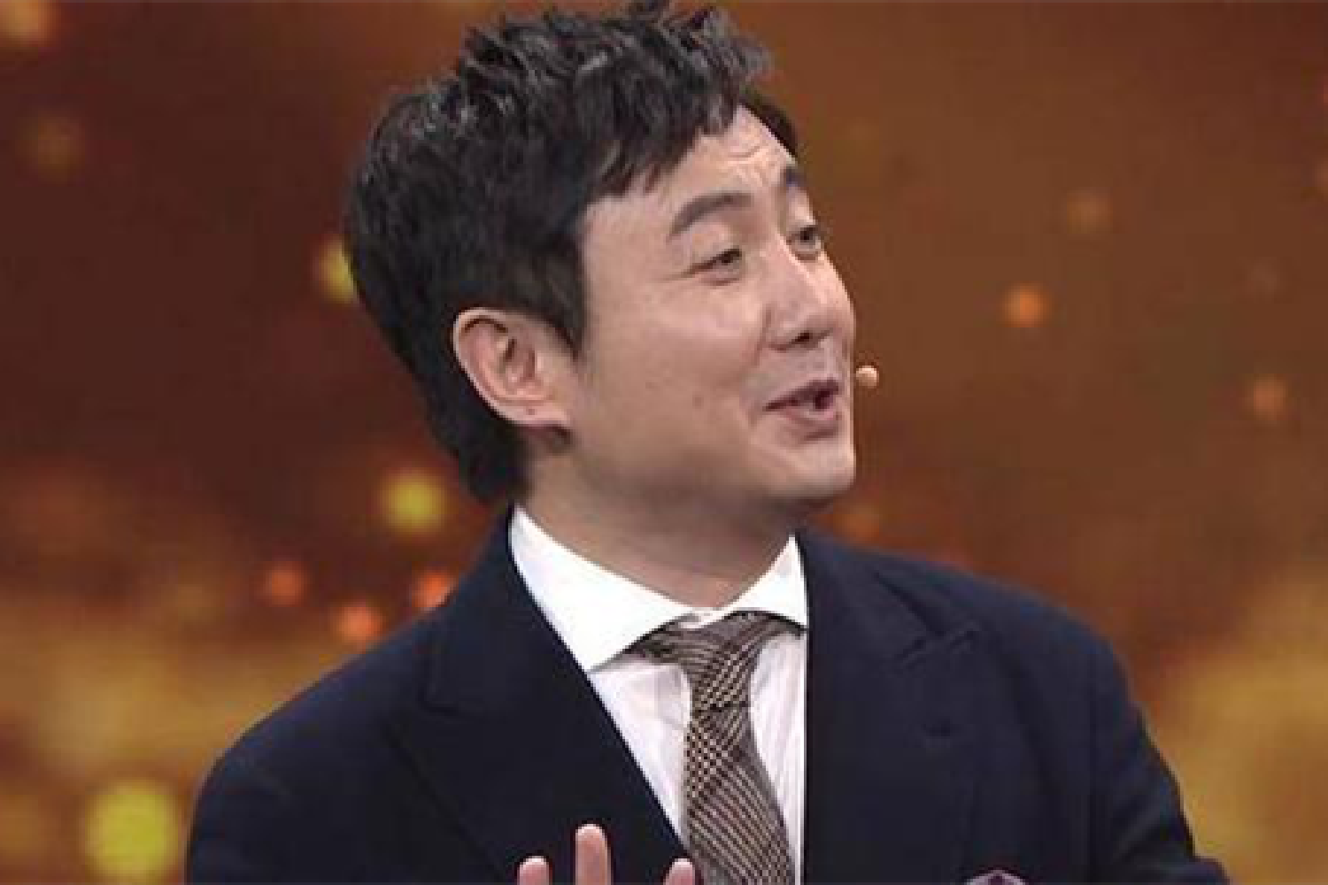 沈腾自称"校草"果然不是吹的,儿子遗传父母优点,软萌帅气