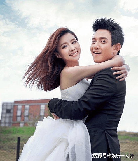 原创张杨果而和百克力的家为了满足自己画画喜好还专门设计了画室