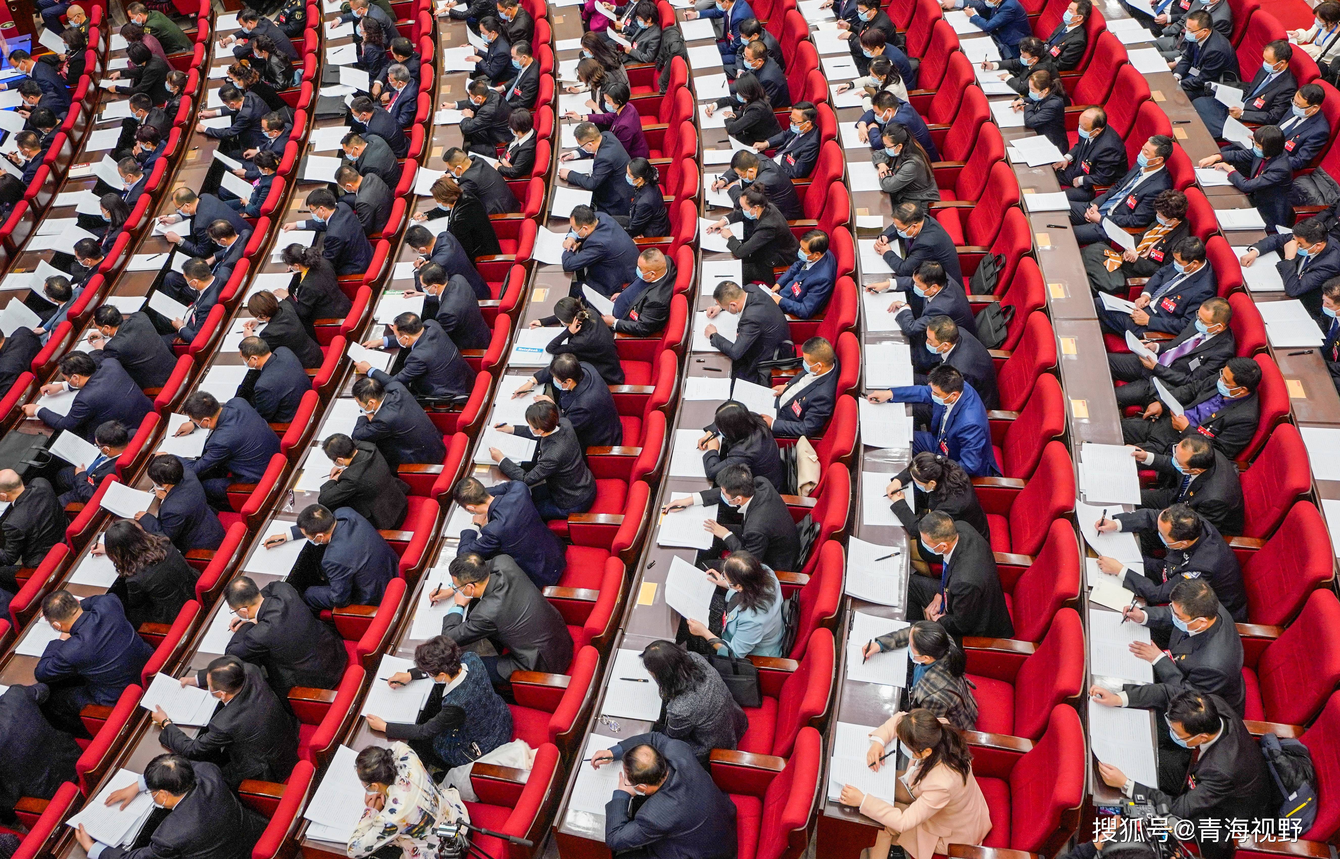 西宁各县gdp排名2018_2020年青海各市州GDP西宁排名第一黄南州名义增速最快