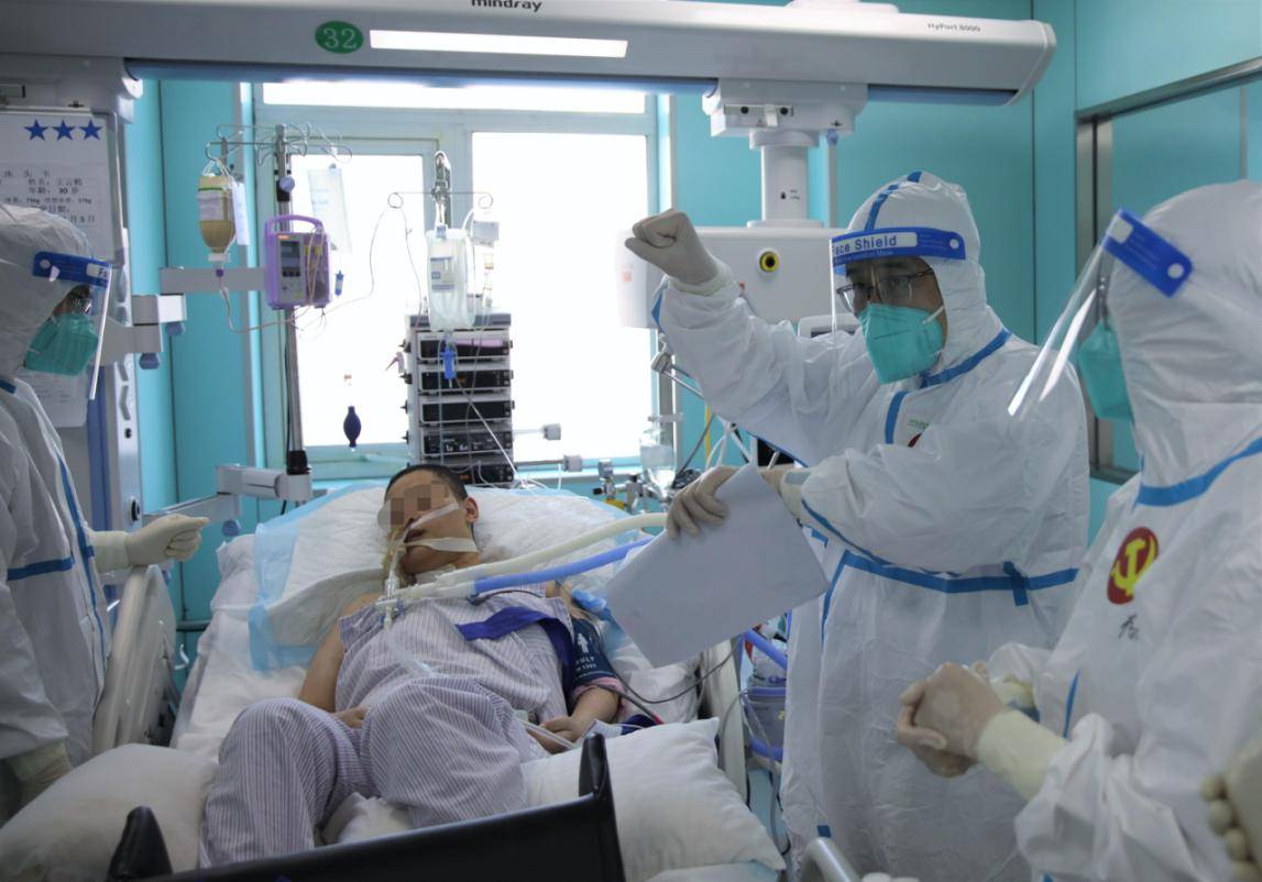 清零!1784名医护人员日夜奋战救治639名新冠患者