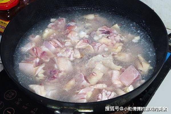 原創雞肉焯水用熱水還是冷水這一步搞錯了雞肉又老又柴