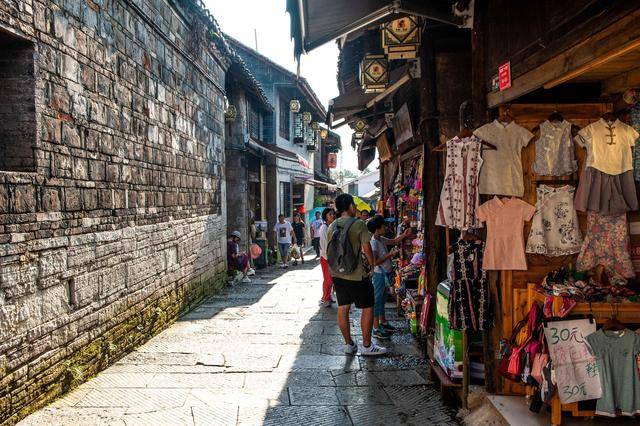 贵州有座“能文能武”的古镇，已有600年历史，旅游爱好者必去！