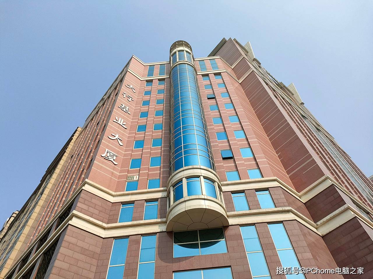 设计|OPPO Reno5 K评测 年轻人的轻量级旗舰机