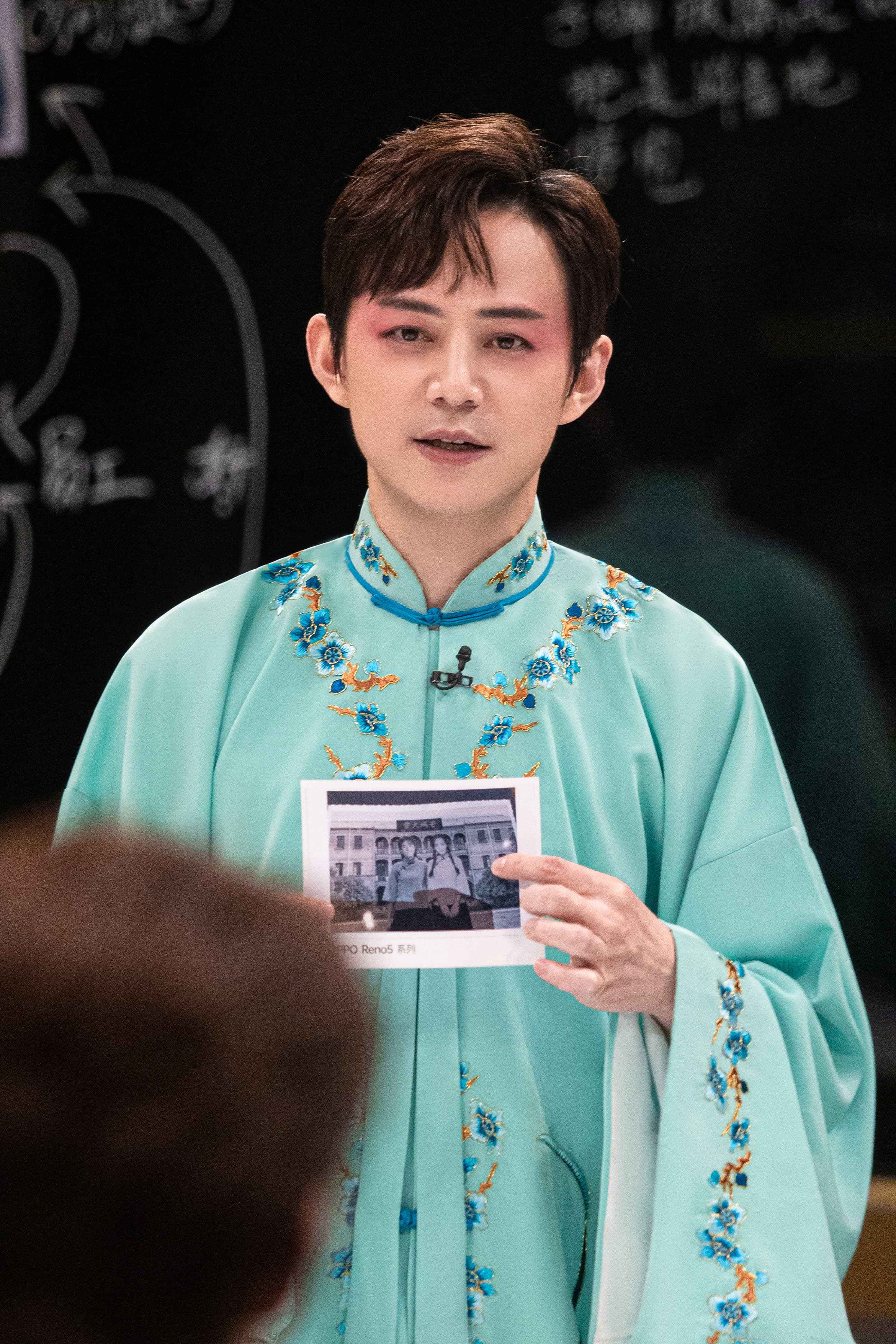 芒果tv自制明星推理探案真人秀《明星大侦探6》正在热播.
