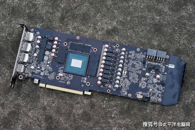 游戏|12G显存真有用吗？索泰RTX 3060天启OC评测