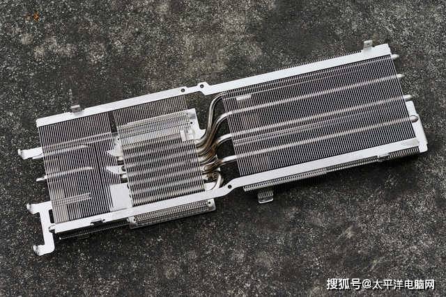 游戏|12G显存真有用吗？索泰RTX 3060天启OC评测