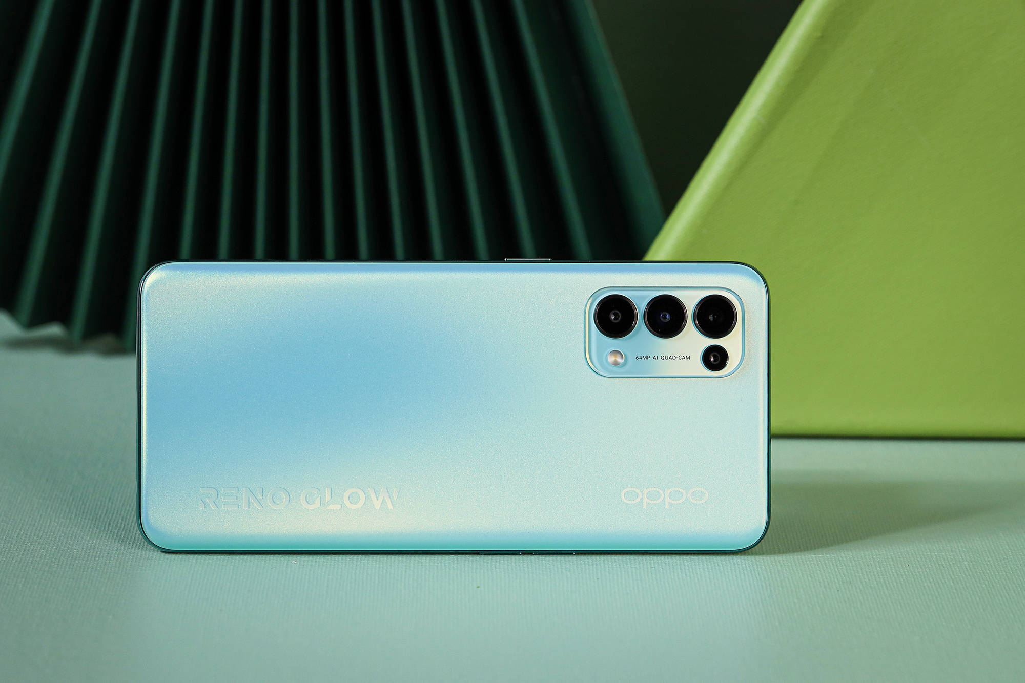 明快的春日气息 oppo reno5 k恋恋青风版图赏