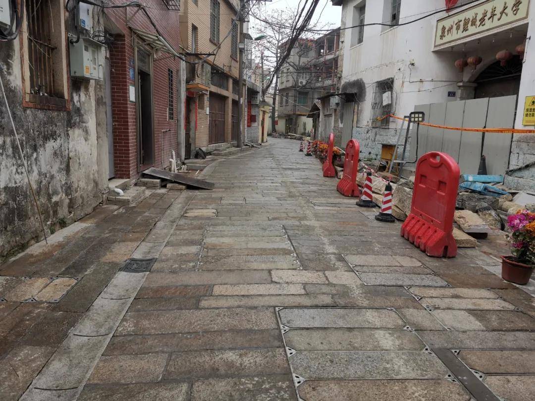 新进展!古城24条街巷主路面改造完成,已通车
