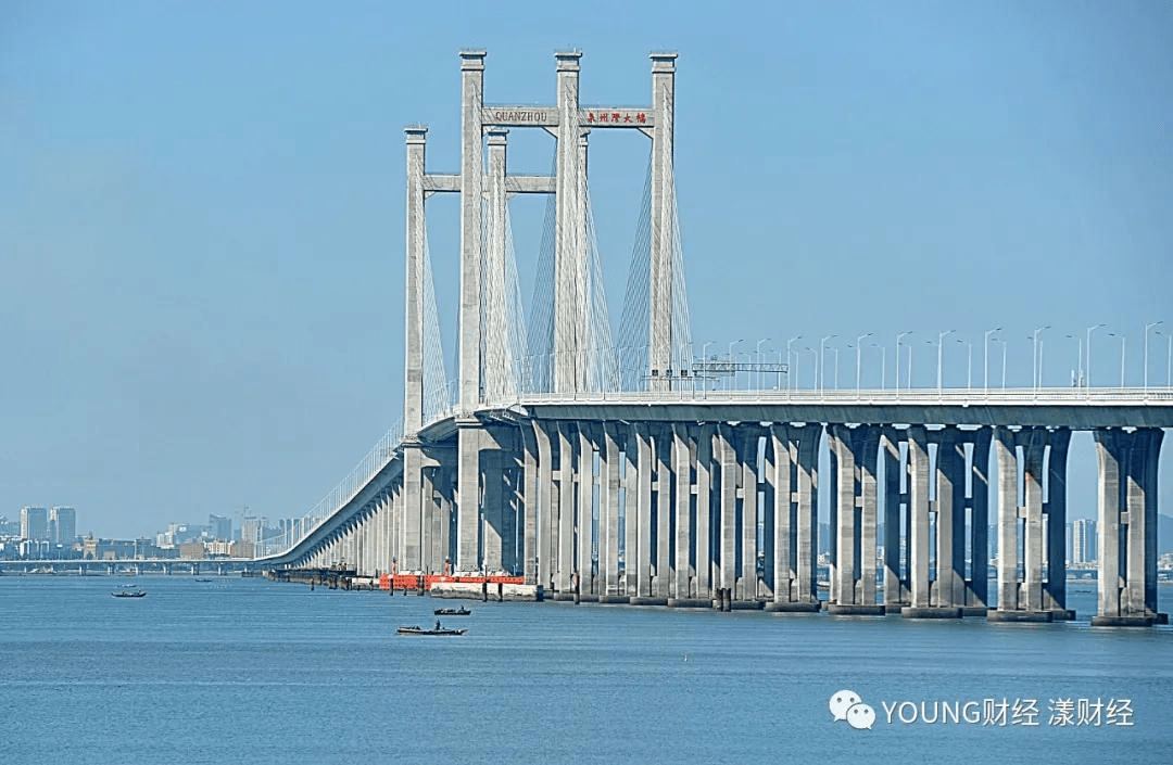 贵阳和泉州谁的GDP高_贵阳高铁站图片