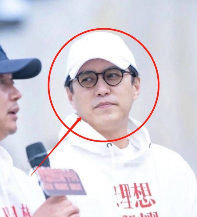 靳东无所谓胖瘦首先我是一位演员