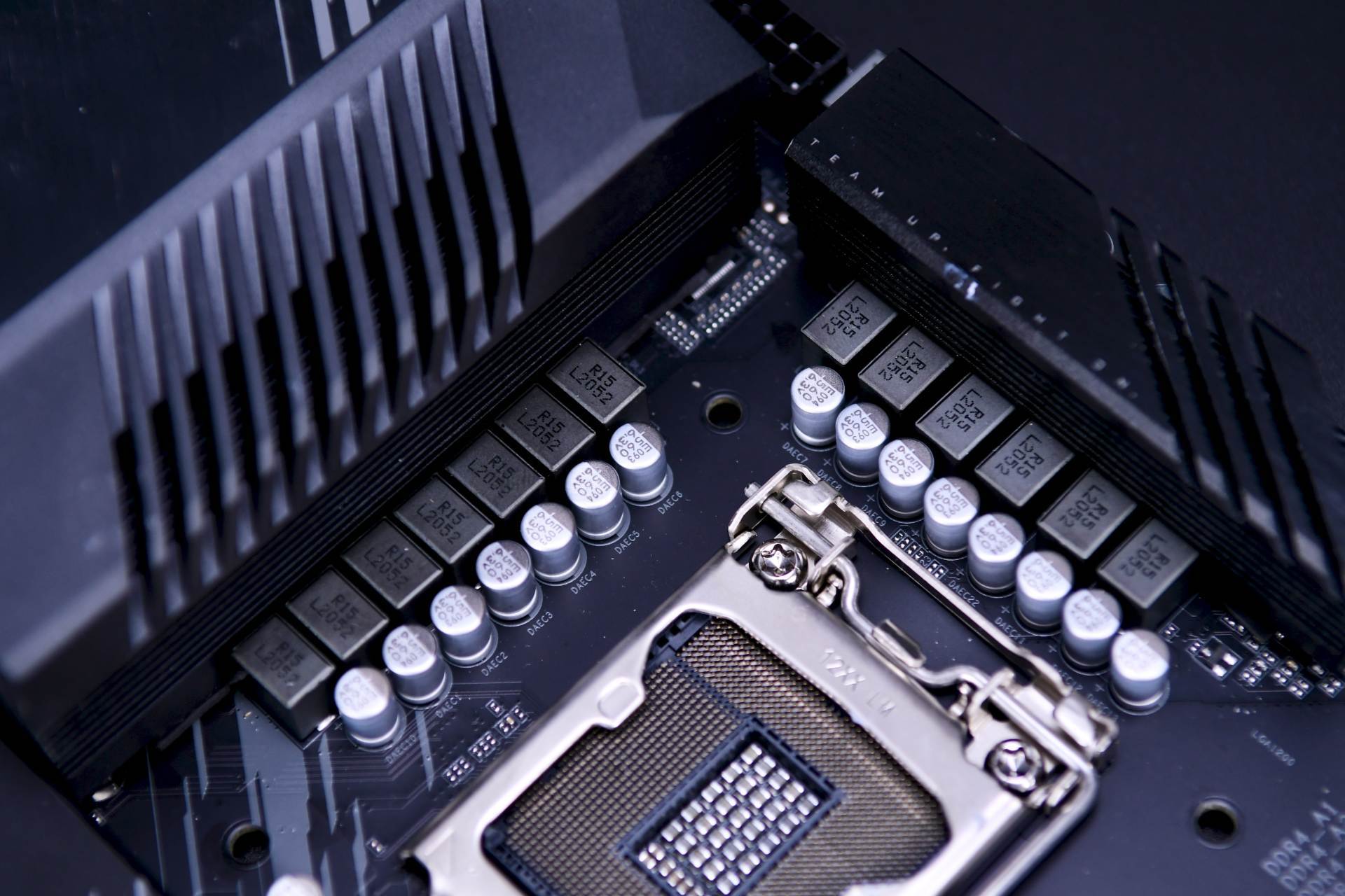 11代酷睿先锋座驾技嘉小雕prob560主板测试