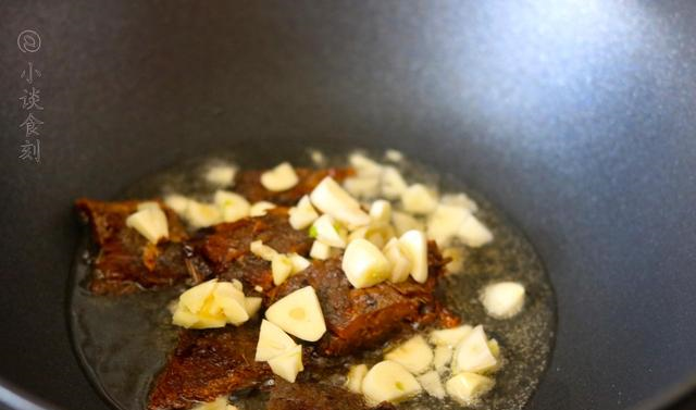 炒什么菜适合加豆豉 ff1ef6ecdf8f4669af5cd5b911e3e5a6.png