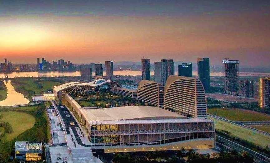 杭州滨江区GDP_杭州哪个区最富 哪个区最穷 最新GDP排名,没想到第一名是(2)