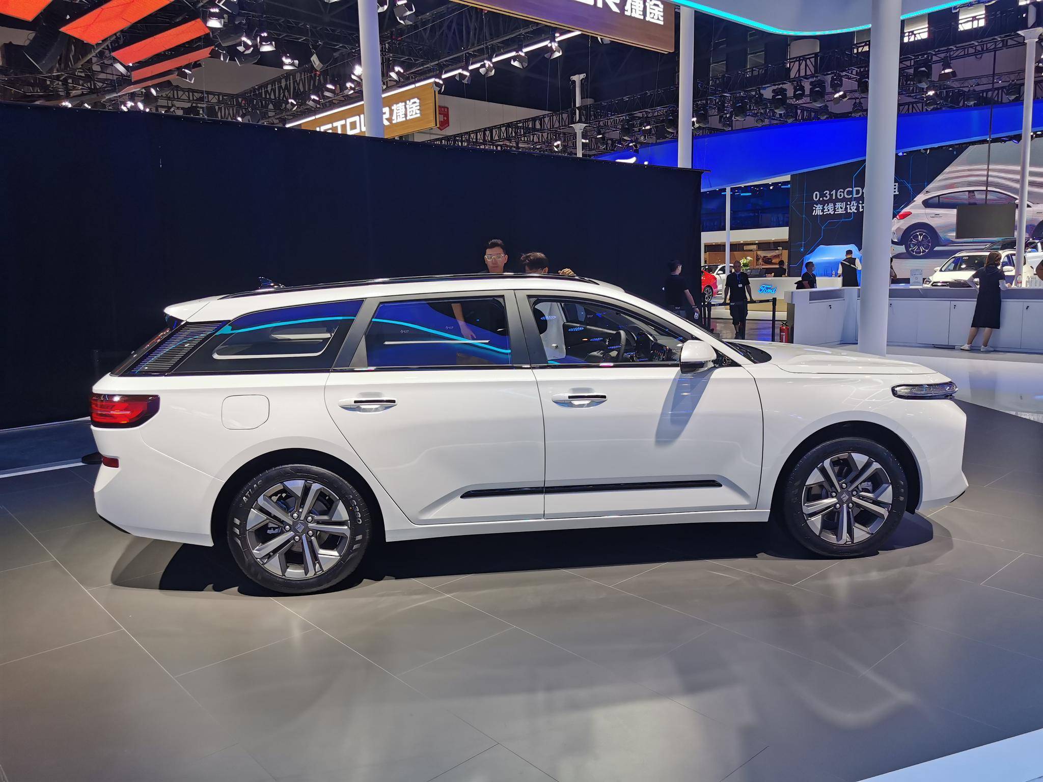 rc5w升级版新宝骏旅行车二季度上市或命名valli