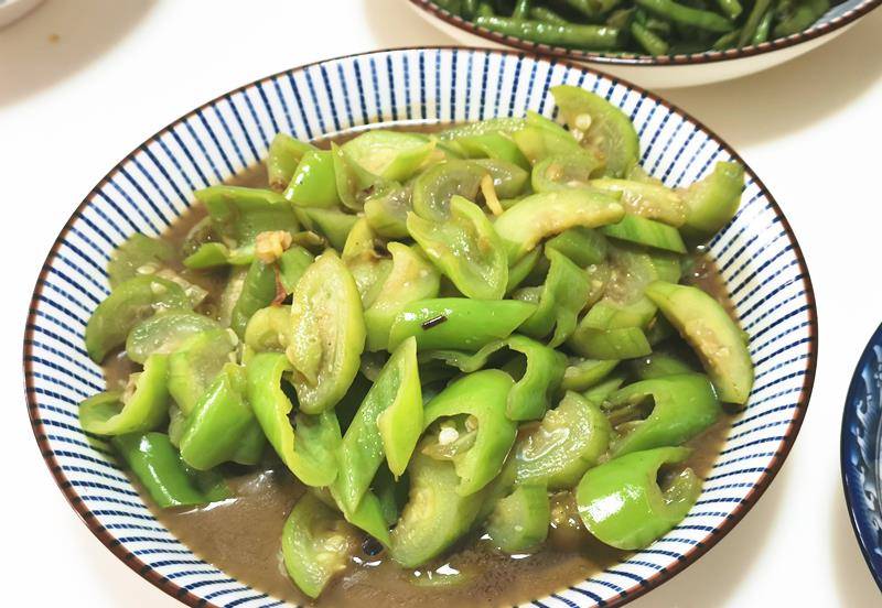 丝瓜配什么菜最好吃 702027050dbe482f866323f4beac74b1.jpeg