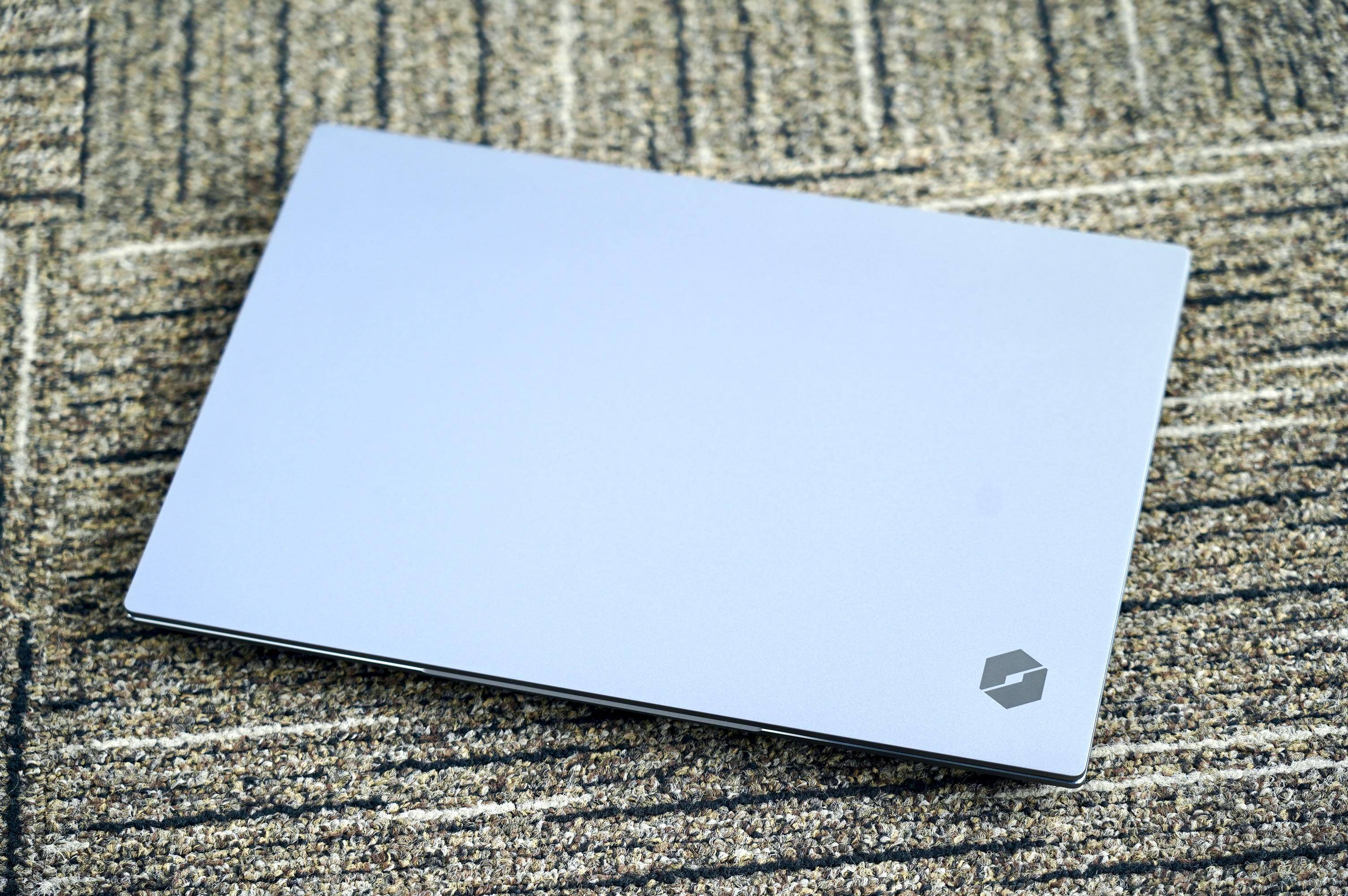 3999元加量不加价机械革命s3pro标压h35轻薄本评测