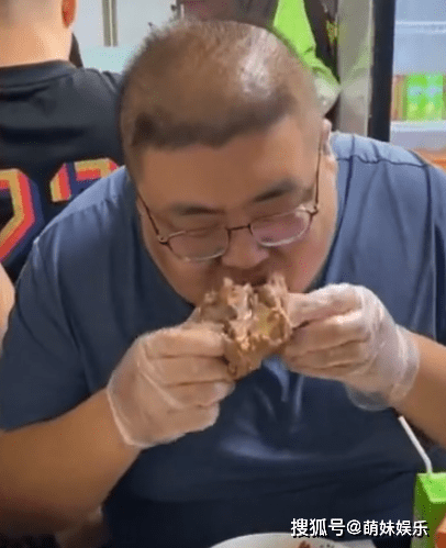 泡泡龙去世原因时间 4e6ac16dc1d949e480647694a92b9a58.png