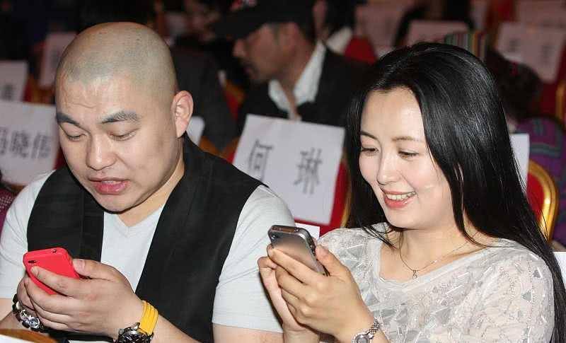 他是赵本山大徒弟,因电影被骂出娱乐圈,今不做演员收入过百万