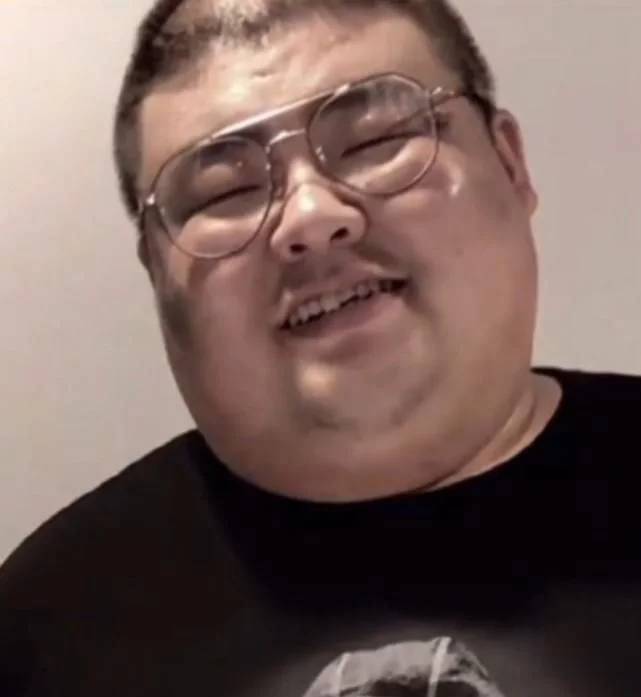 年仅29岁的吃播网红(泡泡龙)-于海龙先生离世,生