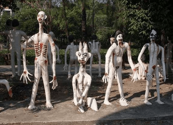泰国的“地狱”主题公园，胆小的人请绕行，小心笑着进哭着出