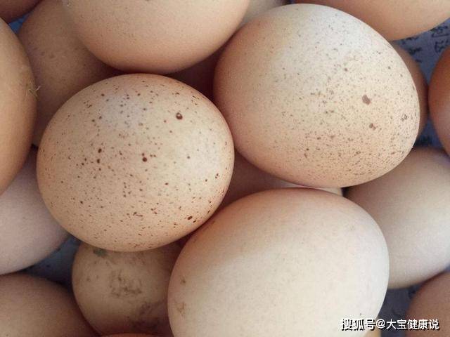 辟谣长雀斑的鸡蛋含有沙门氏菌吃了会中毒没选对的居多