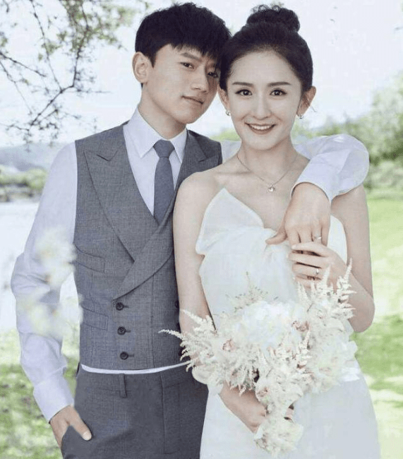 在2018年的时候,婚后第六年,二人宣布谢娜怀孕了,谢娜既甜蜜又紧张
