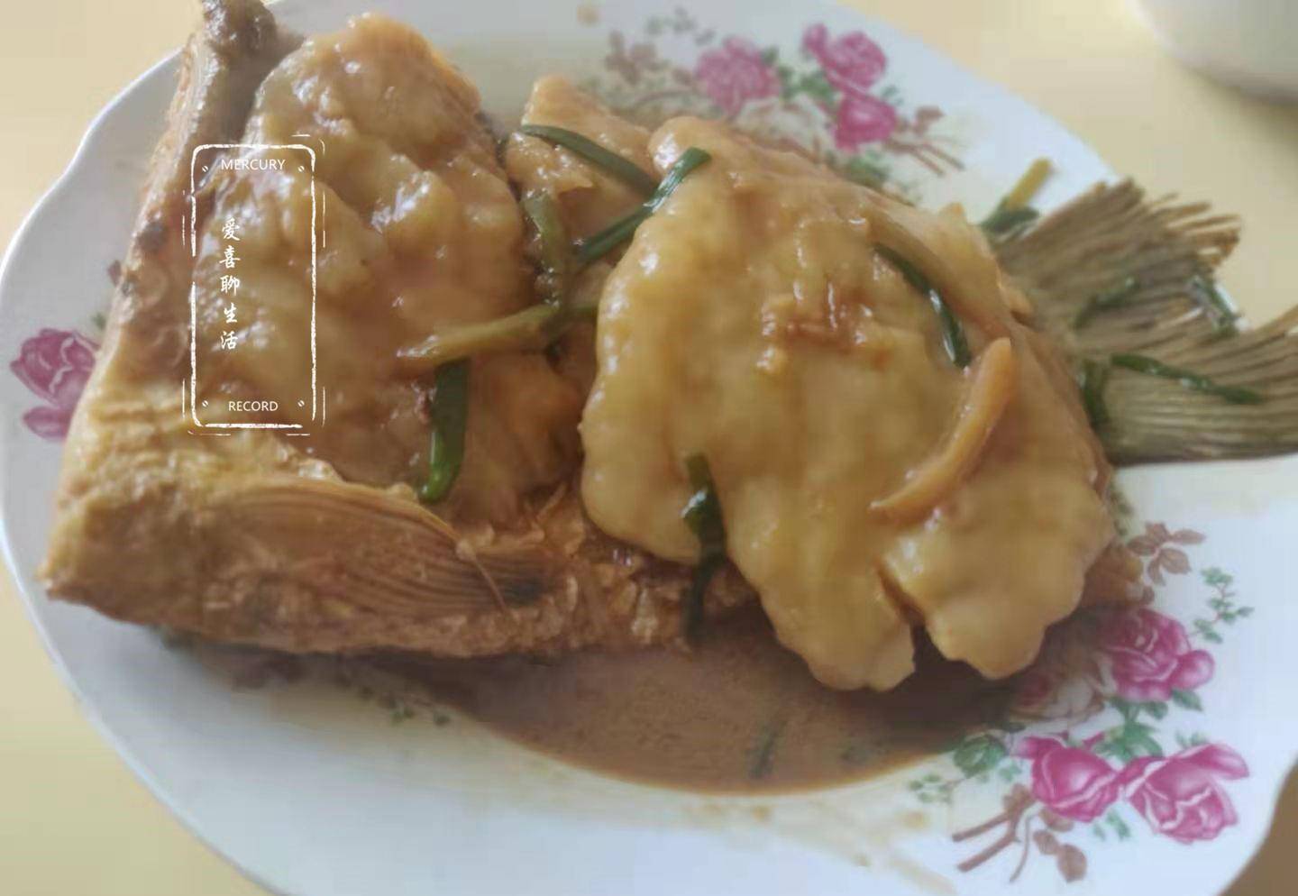 怎么晒鱼干最好 52385df389524606ac4d21c2d0375f76.jpeg