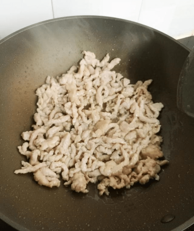 炒肉丝怎么炒的嫩滑 9f9fcd92da764952ba6359d65c00b58a.png