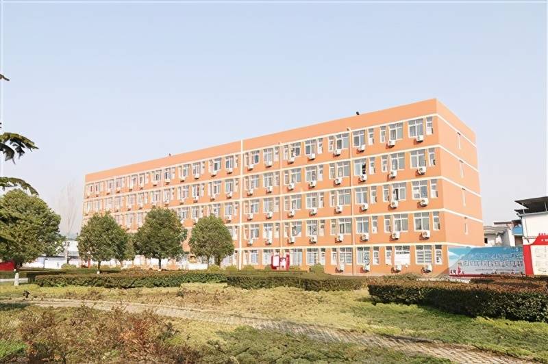 南阳市二十一中砥砺奋进追求卓越系列报道之特色教学篇